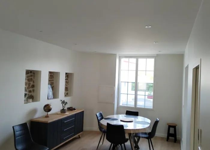 Classe 4 Etoiles Mulhoa Apartman *